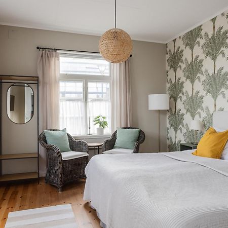Stationen Bed & Breakfast Ystad Luaran gambar