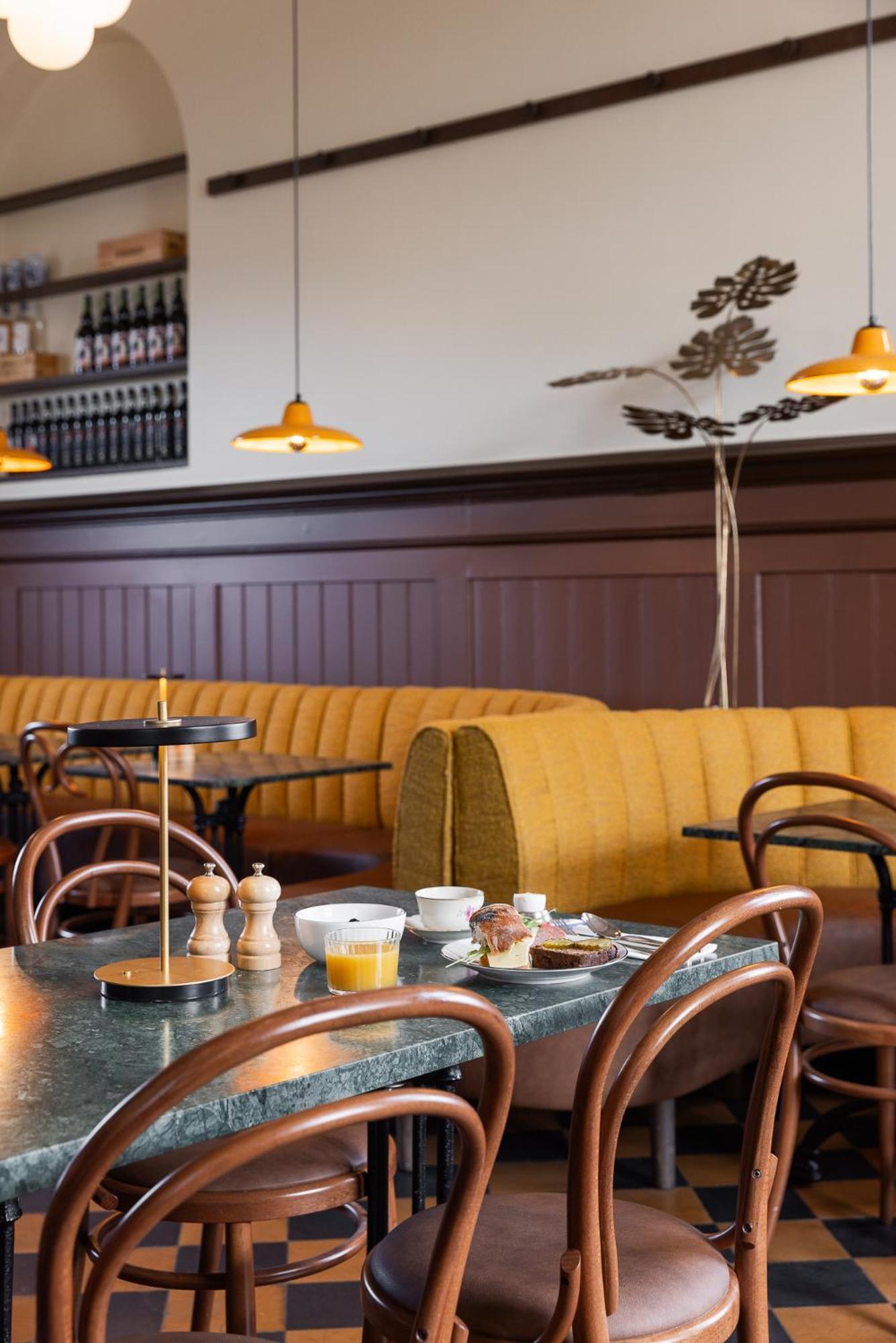 Stationen Bed & Breakfast Ystad Luaran gambar