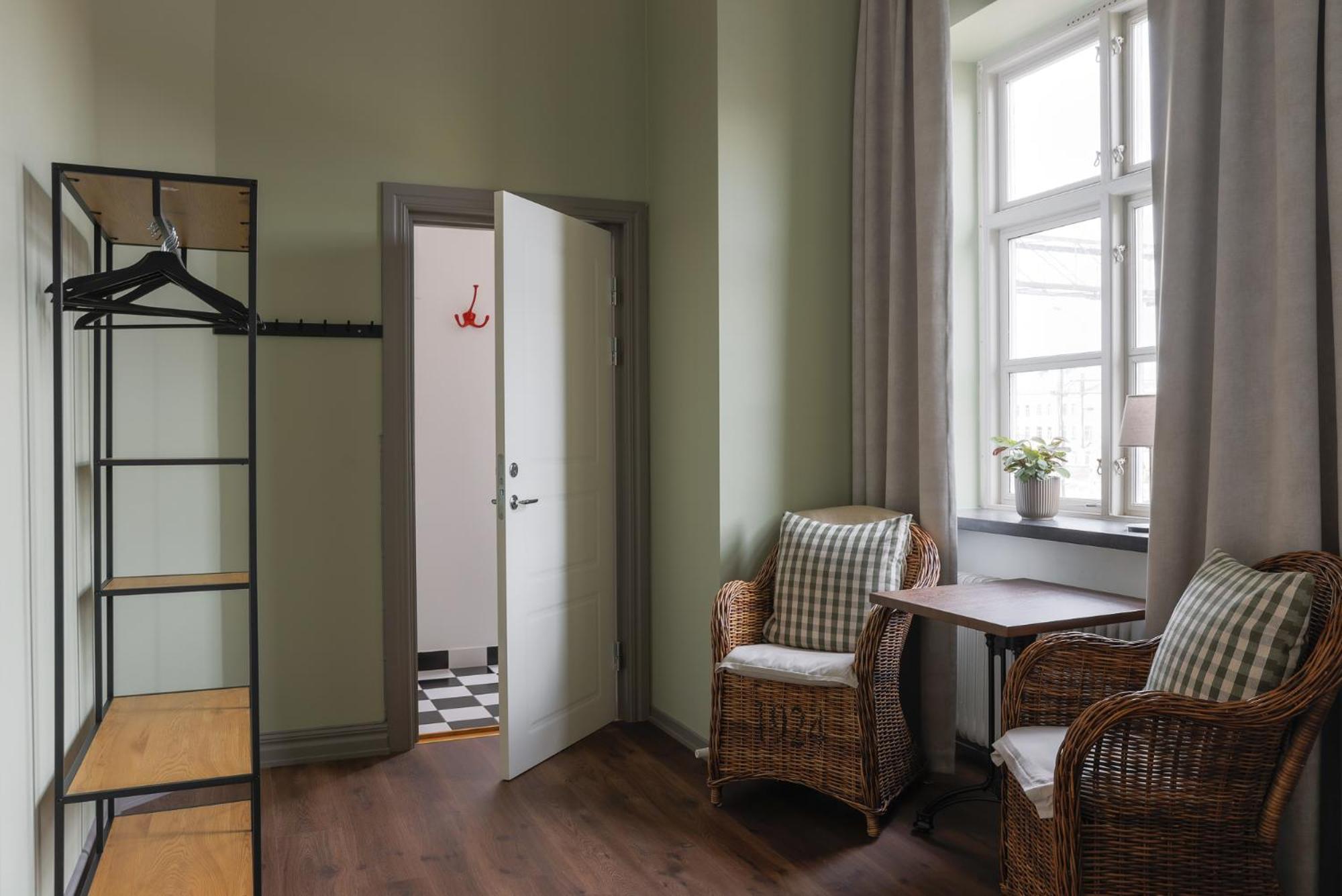 Stationen Bed & Breakfast Ystad Luaran gambar