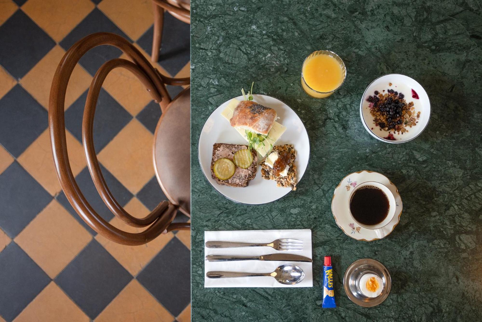 Stationen Bed & Breakfast Ystad Luaran gambar