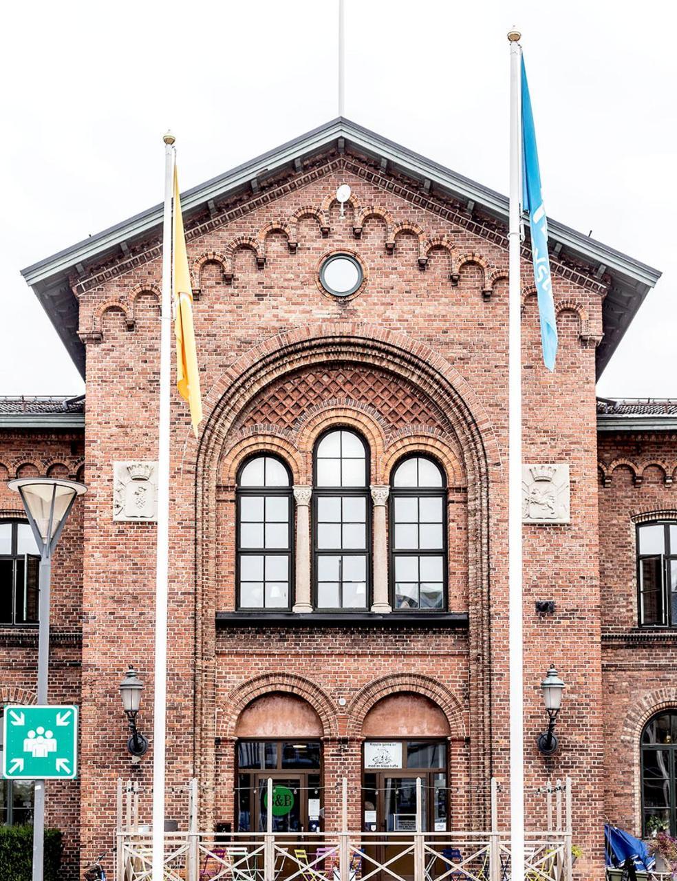 Stationen Bed & Breakfast Ystad Luaran gambar